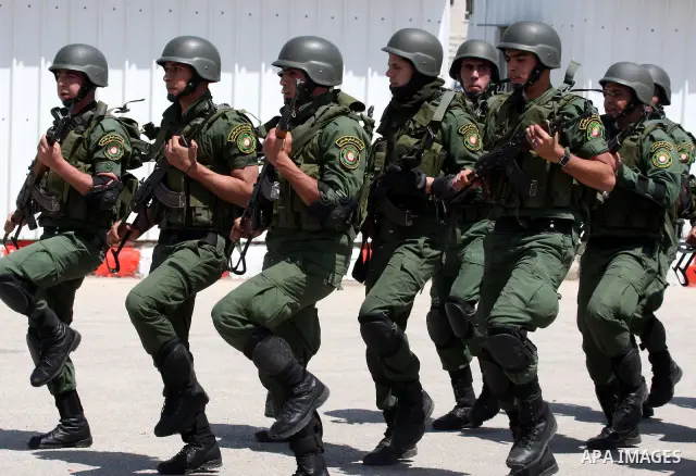 Palestinian police officers loyal to Palestinian President Mahmoud Abbas take part in a training session in the West Bank city of Nablus, Thursday on April 7, 2011. Photo by Wagdi Eshtayah