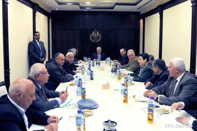 Palestinian President Mahmoud Abbas (Abu Mazen) heads the Executive Committee meeting in the West Bank city of Ramallah on April 13, 2011. Photo by Mohammed Atiq