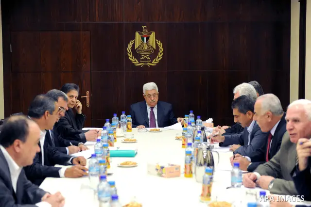 Palestinian President Mahmoud Abbas (Abu Mazen) attends the Central Committee meeting in the West Bank city of Ramallah on April 13, 2011. Photo by Thaer Ganaim