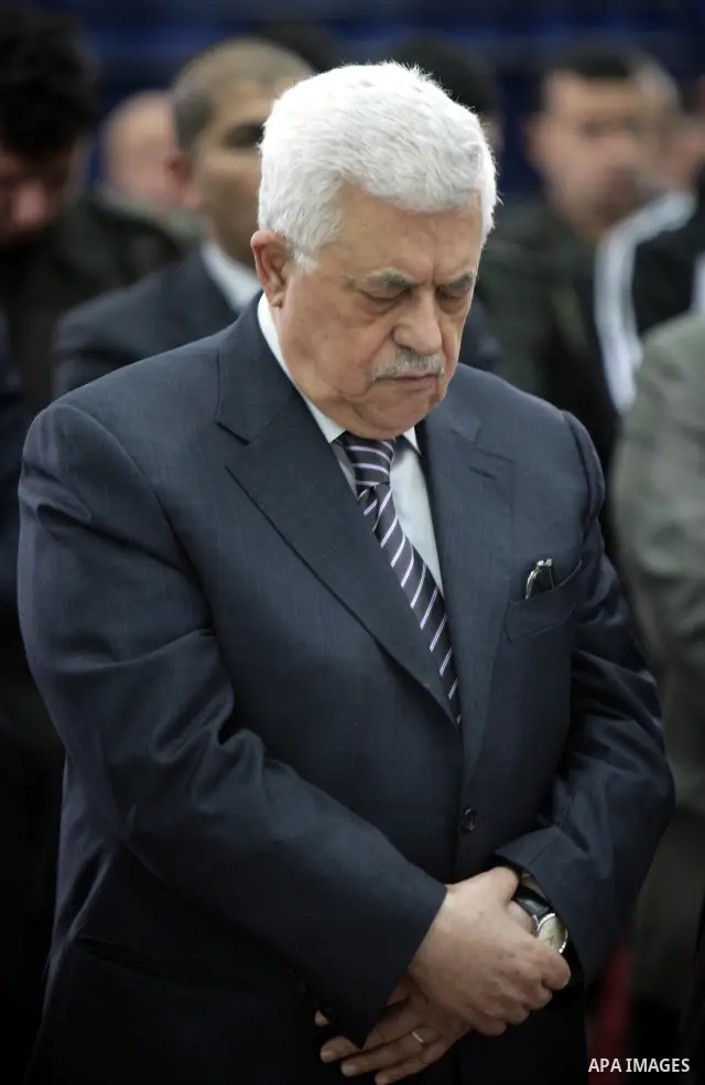 Palestinian President Mahmoud Abbas (Abu Mazen) attends Friday prayers in the West Bank city of Ramallah on April 15, 2011. Photo by Thaer Ganaim