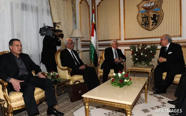 Palestinian President Mahmoud Abbas during a meeting with Tunisian President Fouad Mebazaa in Tunisia on April 19,2011. Photo by Thaer Ganaim