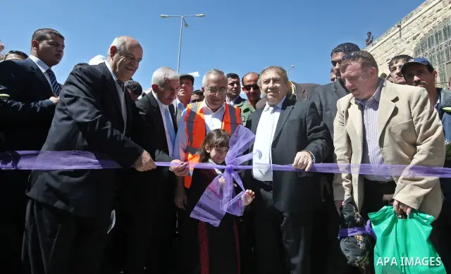 Palestinian Pime Minister, Salam Fayyad during the opening of Khaled Bin Al Waleed Street in west bank city of Hebron on April 24,2011. Photo by Mustafa Abu Dayeh