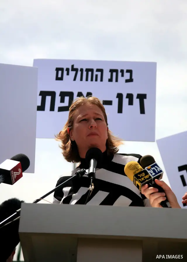 Israeli MK Tzipi Livni takes part in a protest held by doctors and medical students from all over Israel, outside the Knesset in Jerusalem on April 27,2011 against the poor terms of their employment. Due to their strike...