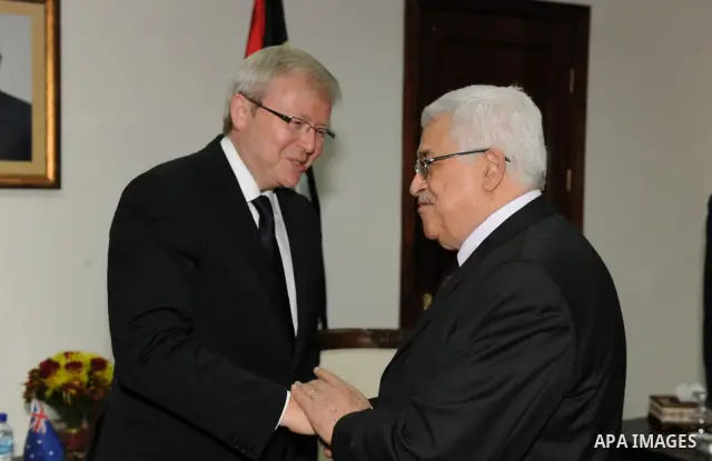 Palestinian President Mahmoud Abbas (Abu Mazen) during a meeting with the Minister for Foreign Affairs of Australia in the West Bank city of Ramallah on April 29, 2011. Photo by Thaer Ganaim