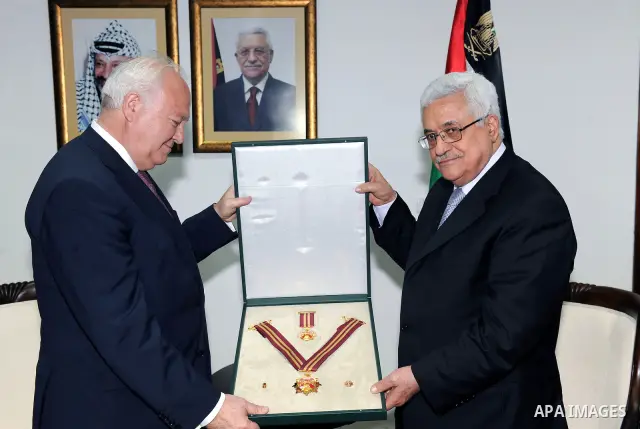 Palestinian President Mahmoud Abbas (Abu Mazen) during his meeting with the Spanish Foreign Minister, Miguel Moratinos in the West Bank city of Ramallah on April 29, 2011. Photo by Thaer Ganaim
