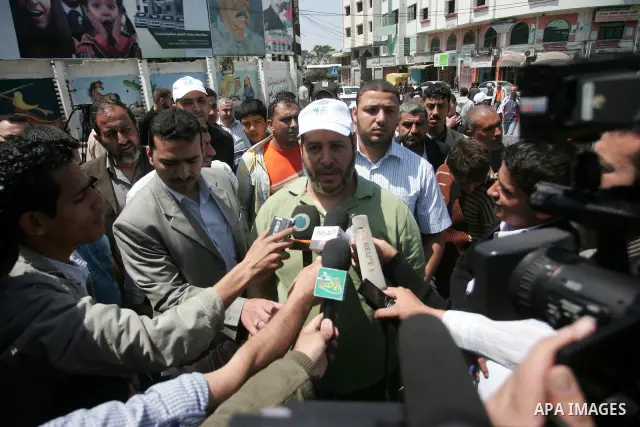 Palestinian Hamas leader, Khaleel Al-Hayia Participate in cleaning streets and planting olive trees during a campaign organized by Hamas in Gaza City on May 1, 2011. Photo by Mohammed Othman