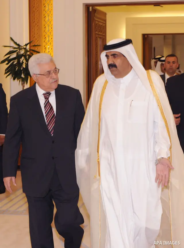 Palestinian President Mahmoud Abbas (Abu Mazen) during a meeting with the Emir of Qatar, Sheikh Hamad bin Khalifa Al Thani, on May2, 2011. Photo by Thaer Ganaim