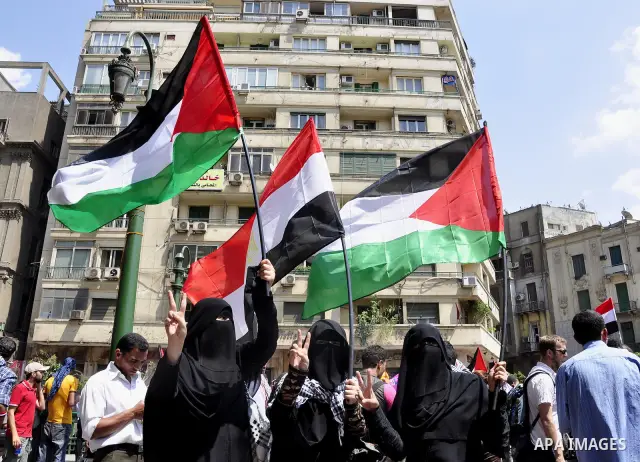 Egyptian demonstrators gather at Cairo's Tahrir Square on May 14, 2011 during a protest in solidarity with the Palestinians as they mark the "Nakba" or "catastrophe" which befell them following Israel's establishment in...