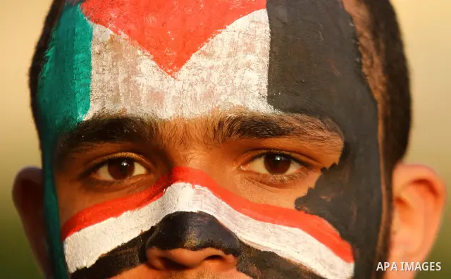 Egyptian protesters take part in a protest in front of the Israeli embassy in Cairo on May 15, 2011 in solidarity with Palestinians who mourned the "nakbah" anniversary of Israel's creation in 1948, as a result of which...