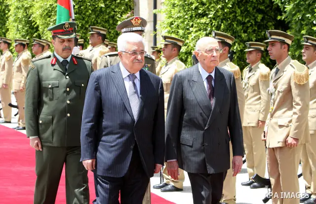 Palestinian President Mahmoud Abbas (Abu Mazen) meets Italy's President Giorgio Napolitano at his office in the biblical town of Bethlehem on May 16, 2011. The Italian president is on a short visit to Israel and the Pale...