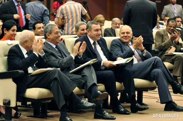 Egyptian Prime Minister, Issam Sharaf, newly-appointed Secretary-General of the Arab League, Nabil Al-Araby and former Secretary-General of the Arab League, Amr Moussa participate in the National Reconciliation Conferenc...