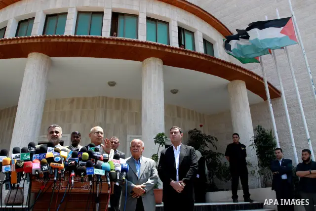 Fatah's commissioner of International relations, Nabil Shaath during a press conference on May 29, 2011 in Gaza City. during the second visit to the Gaza Strip since the reconciliation agreement between Fatah and Hamas f...