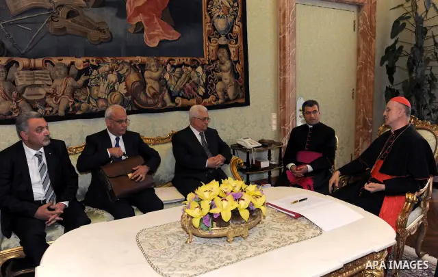Palestinian President Mahmoud Abbas meets with the Prime Minister of the Vatican in Rome on June 3,2011. Photo by Thaer Ganaim