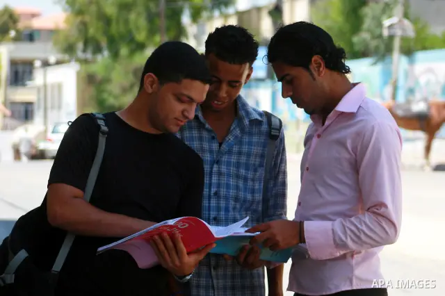 Palestinian students make revision before they sit for their final high school exams, known as "Tawjihi" in Gaza city on Jun 15,2011. Photo by Taleb Bashar