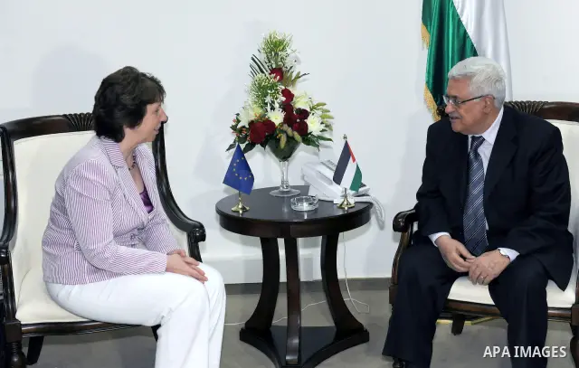 Palestinian President Mahmoud Abbas (Abu Mazen) meets withthe European Union's Foreign Affairs Chief Catherine Ashton in the West Bank city of Ramallah on Jun 17, 2011, as part of her regional tour. Photo by Thaer Ganaim