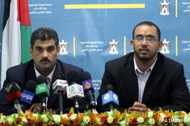 Hatem Aweidah, the General Director of the Rafah border delivers a speech during a press conference in Gaza city on June 26, 2011. Photo by Mohammed Asad