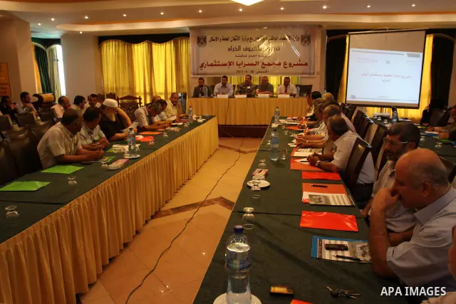 Palestinian Ministry of Economy meets with businessmen to discuss how to exploitation of Al-Saraya compound to be an Investment compound in Gaza city on June 30, 2011. Photo by Mohammed Asad