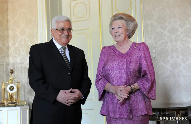 Palestinian president Mahmoud abbas (Abu Mazen) meets with the Queen of Netherlands on Jun 30,2011. Photo by Thaer Ganaim