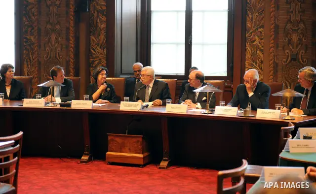 Palestinian president Mahmoud abbas (Abu Mazen) visits the Senate and House of Dutch Representatives on Jun 30,2011. Photo by Thaer Ganaim