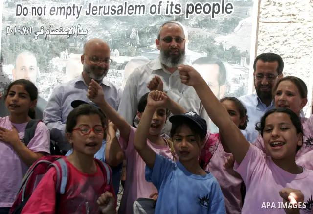 Palestinian children participating in summer camps visit Hamas legislators at the International Red Cross offices in Jerusalem's old city on july 5, 2011. Hamas legislators have been living inside the ICRC compound in Je...