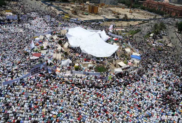 Protesters gather in Tahrir square in Cairo July 8, 2011. Thousands of Egyptians gathered in Cairo's Tahrir Square on Friday to demand faster reforms and the swifter prosecution of former officials from Hosni Mubarak's t...