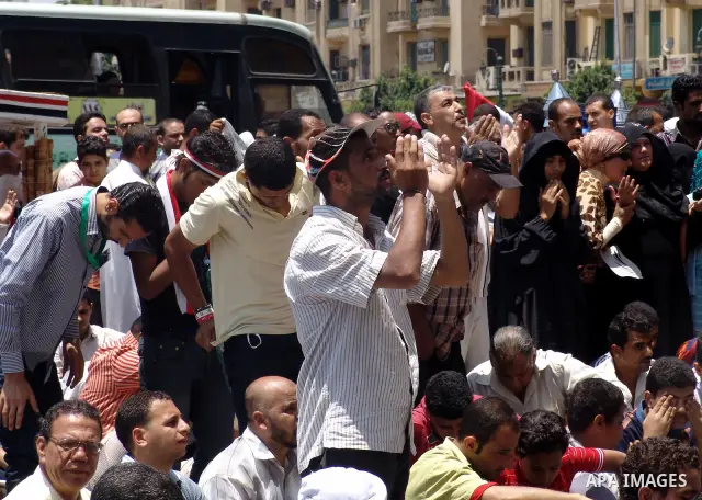 Egyptian protesters camp in Tahrir square in Cairo July 9, 2011. Thousands of Egyptians packed city centres across the country since Friday to demand faster reforms and voice frustration at what they regard as foot-dragg...