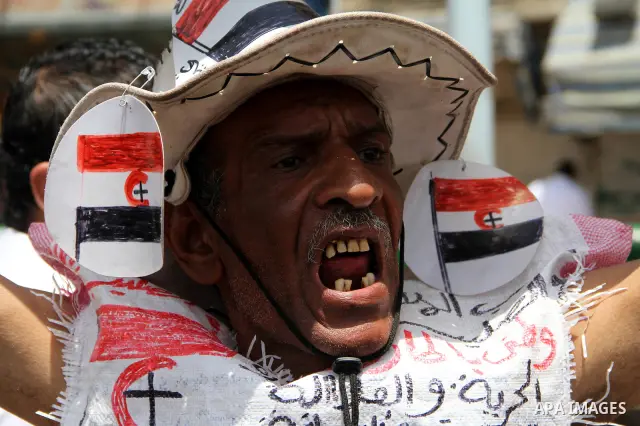 Egyptian protesters camp in Tahrir square in Cairo July 9, 2011. Thousands of Egyptians packed city centres across the country since Friday to demand faster reforms and voice frustration at what they regard as foot-dragg...