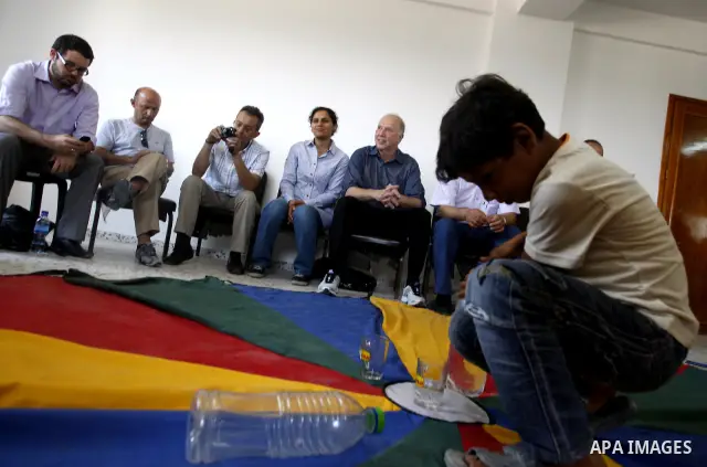 James Gordon, American psychiatrist visits Beit Lahia Center for Disabled Rehabilitation in northern Gaza Strip on July 10, 2011. Gordon, has designed a program in Gaza which work to develop the mentally health, give the...