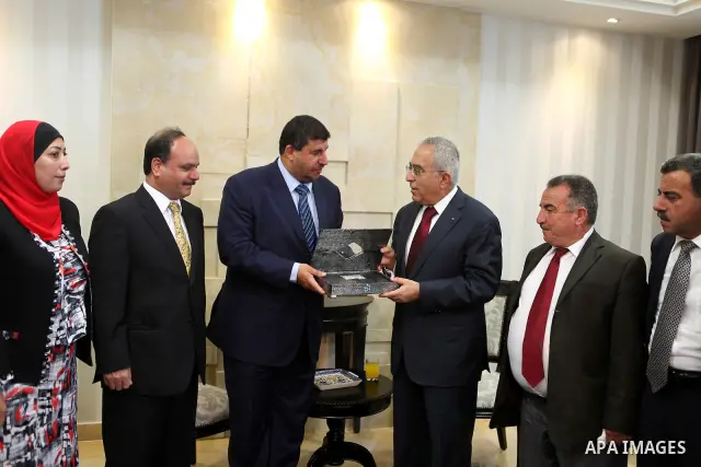 Palestinian Prime Minister, Salam Fayyad meets with a delegation from the Jordanian Parliament in the West Bank city of Ramallah on July 10, 2011. Photo by Mustafa Abu Dayeh