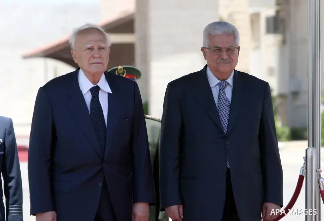Palestinian President Mahmoud Abbas (Abu Mazen) meets with Greek President Karolos Papoulias in the West Bank city of Ramallah on July 12, 2011. Photo by Thaer Ganaim