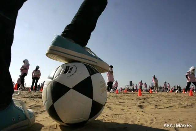 Palestinian children play with balls during summer camp activities supervised by the UN Relief and Works Agency (UNRWA) in Rafah in the southern Gaza Strip on July 14, 2011. Photo by Abed Rahim Khatib
