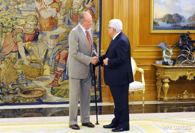 Palestinian President Mahmoud Abbas (Abu Mazen) meets with Spain's King Juan Carlos at Zarzuela Palace in Madrid July 19, 2011. Photo by Thaer Ganaim