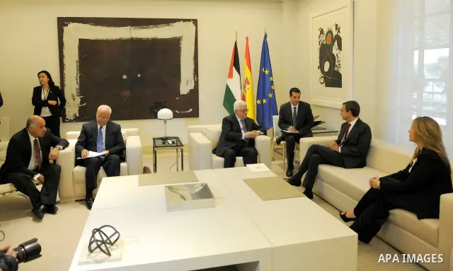 Palestinian President Mahmoud Abbas meets with Spanish Prime Minister Jose Luis Rodriguez Zapatero at Moncloa palace in Madrid July 20, 2011. Photo by Thaer Ganaim