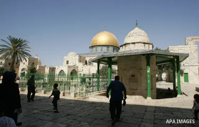 Palestinians perfom praying in al Aqsa mosque in the old city of Jerusalem on Aug. 2 2011. Muslims around the world abstain from eating, drinking and conducting sexual relations from sunrise to sunset during Ramadan, the...