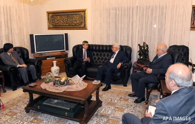 Palestinian President Mahmoud Abbas (Abu Mazen) during a meeting with Japanese envoy to the peace process in the Middle East, in Amman, on Aug. 7, 2011. Photo by Thaer Ganaim