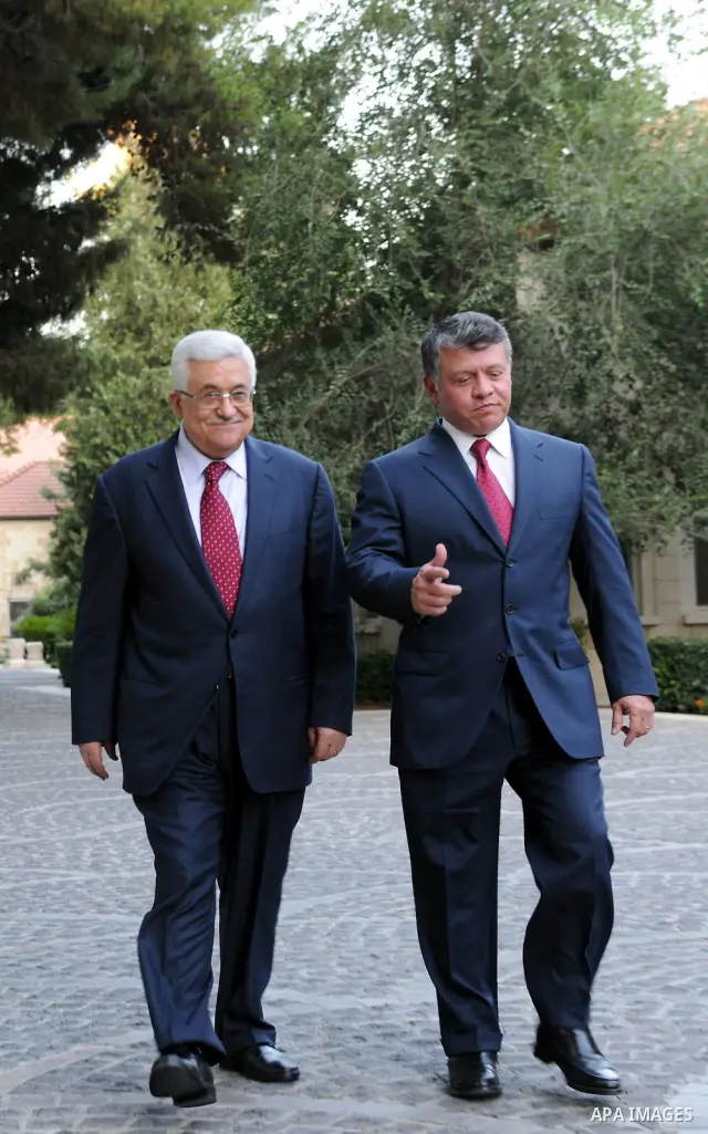 Palestinian President Mahmoud Abbas (Abu Mazen) during a meeting with the Majesty King Abdullah II in Amman on Aug. 9, 2011. Photo by Thaer Ganaim