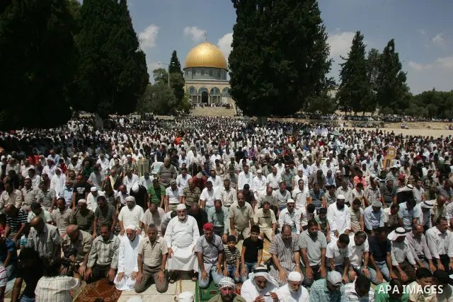 Palestinians pray at the Al Aqsa Mosque in Jerusalem, on the second Friday of the Muslim holy month of Ramadan, Friday Aug. 12, 2011. Muslims around the world are observing the holy fasting month of Ramadan where they re...