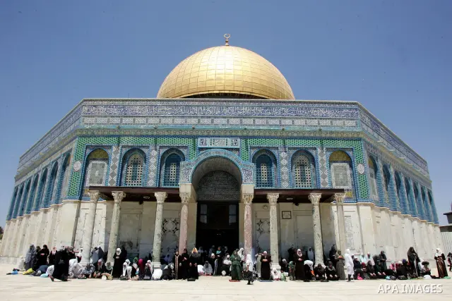 Palestinians gather for prayers at the Al Aqsa Mosque in Jerusalem, on the third Friday of the Muslim holy month of Ramadan, August 19, 2011. Muslims around the world are observing the holy fasting month of Ramadan where...