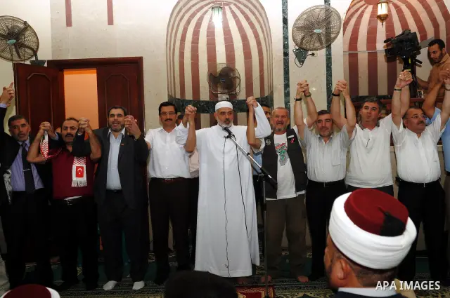 Palestinian Prime Minister, Ismail Haniya receives Turkey delegation in Gaza city on Aug. 29, 2011. calling them to continue to support the Palestinian people. Photo by Ahmed Shaat