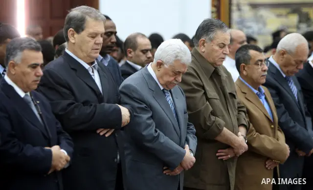 Palestinian President Mahmoud Abbas (Abu Mazen) atteds Friday prayers in the West Bank city of Ramallah on Sept. 2, 2011. Photo by Thaer Ganaim