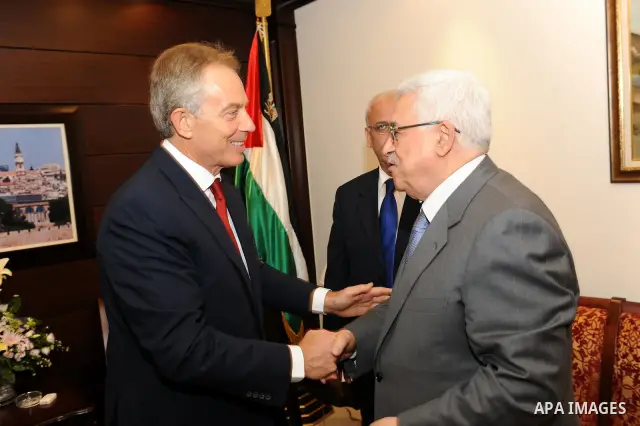 Former British premier and international Mideast envoy Tony Blair (L) meets with Palestinian president Mahmoud Abbas in the West Bank city of Ramallah on September 6, 2011, as the Palestinian Authority held talks with US...