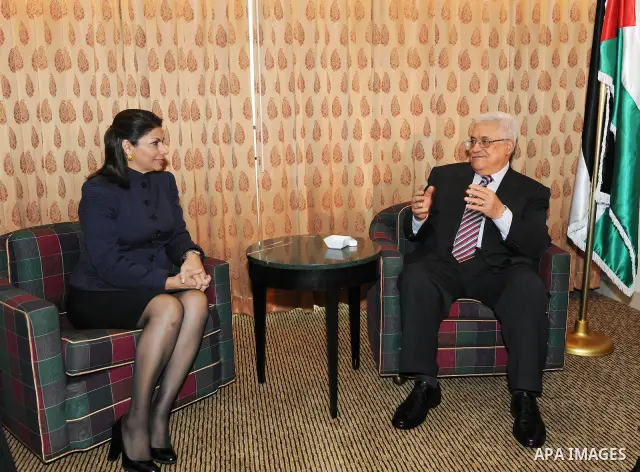 Palestinian President Mahmoud Abbas (Abu Mazen) meets with Mrs. Laura CHinchilla Miranda President of Costa Rica in New York on Sep. 22,2011. Photo by Mufeed Abu Hasnah