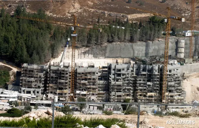 A construction site is seen in Gilo, a Jewish settlement that Israel erected on land it captured in the West Bank in a 1967 war and annexed unilaterally as part of its declared capital, Jerusalem Sep. 28, 2011. Israel on...