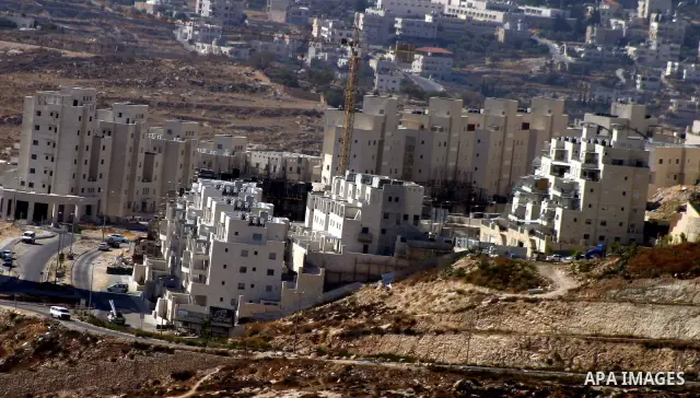 A construction site is seen in Gilo, a Jewish settlement that Israel erected on land it captured in the West Bank in a 1967 war and annexed unilaterally as part of its declared capital, Jerusalem Sep. 28, 2011. Israel on...