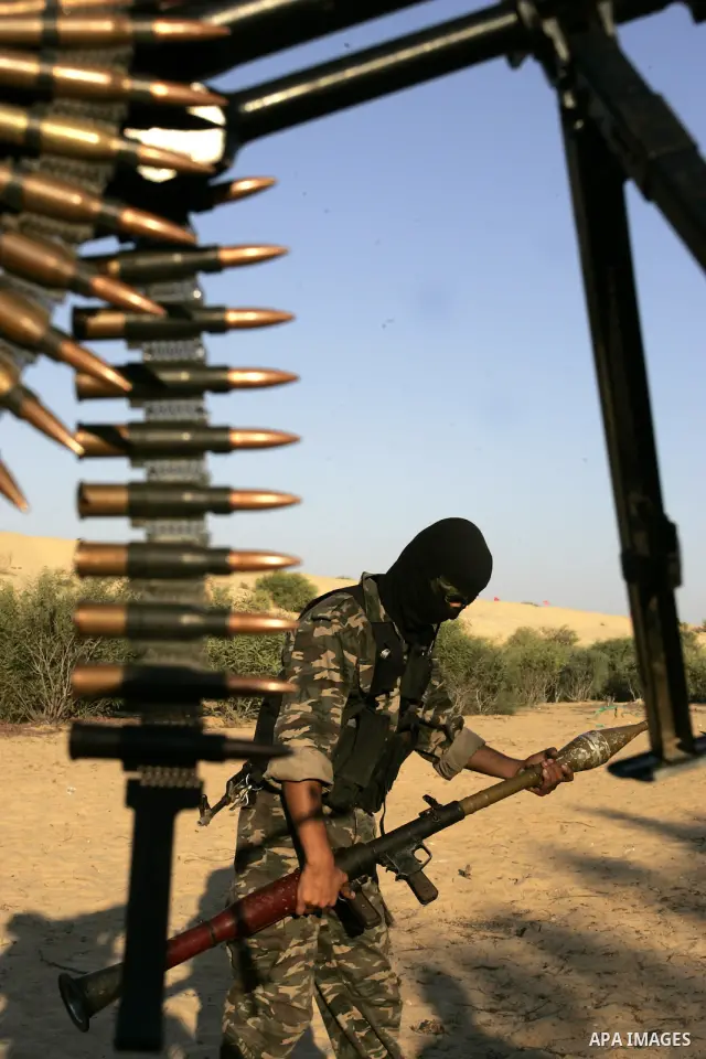Palestinian militants with the Democratic Front for the Liberation of Palestine (DFLP) take part in a training session in the southern Gaza Strip town of Khan Yunis on October 03, 2011. Photo by Abed Rahim Khatib