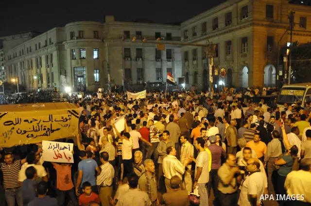 Hundreds of Egyptian Coptic Christians demonstrate outside the High Court building in Cairo on Oct. 4, 2011, because of the burning of Aswan Church. Photo by Ahmed Asad