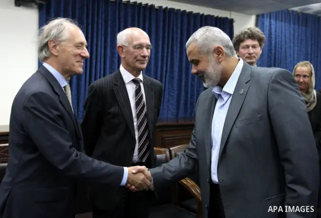 Palestinian Prime Minister in Gaza Strip, Ismail Haniya meets with a Dutch human rights delegation at his office in Gaza city on Oct. 6,2011. Photo by Mohammed Asad