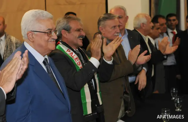 Palestinian President Mahmoud Abbas (Abu Mazen) meets with Palestinian community in Salvador. OCT.09.2011. Photo by Thaer Ganaim