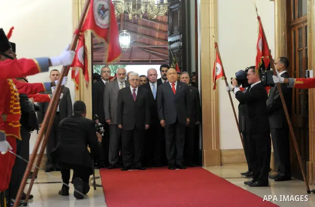 Palestinian President Mahmoud Abbas (Abu Mazen) meets with Venezuelan President, Chavez in Caracas on Oct. 11,2011. Photo by Thaer Ganaim
