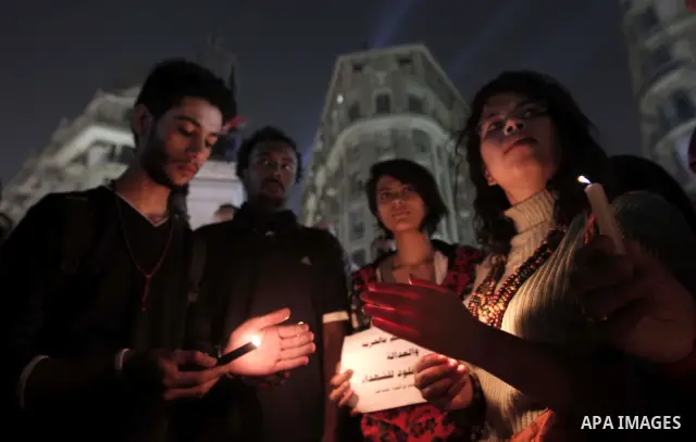 Nearly 3,000 Egyptian mourners gather in central Cairo on October 13, 2011 in honour of Coptic Christians among 25 people killed in weekend clashes during a demonstration over an attack on a church. Egypt's government sa...